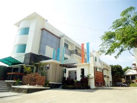 valley hotel tuguegarao city.